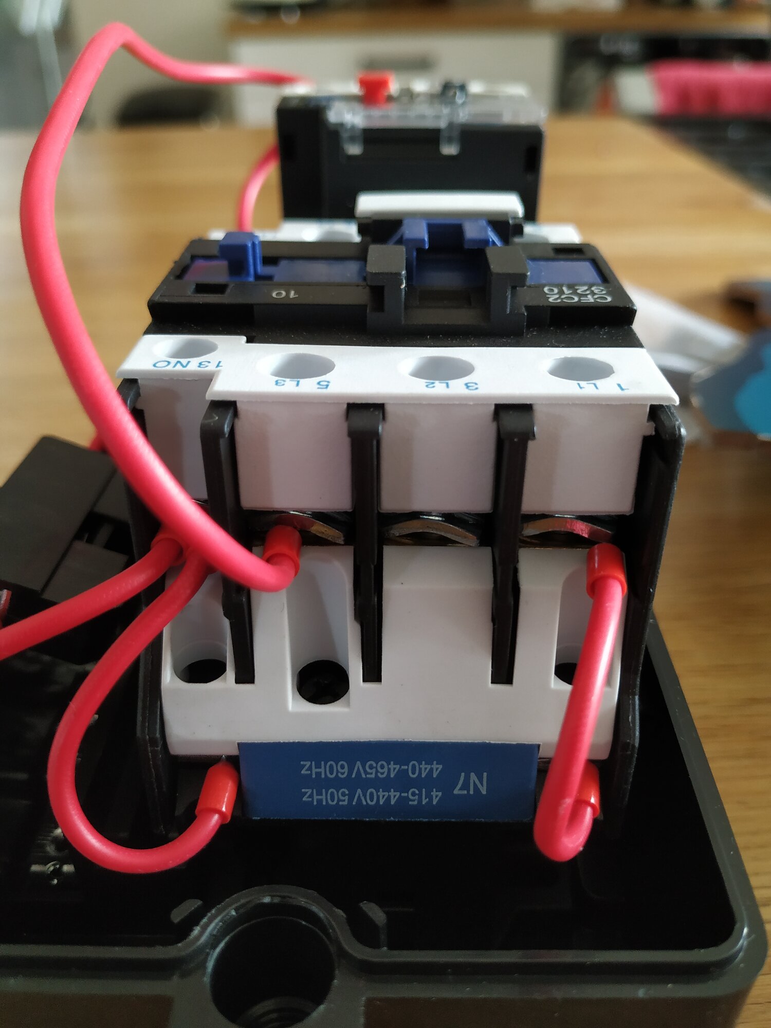 [ElectriciansForums.net] 3 phase compressor DOL wiring