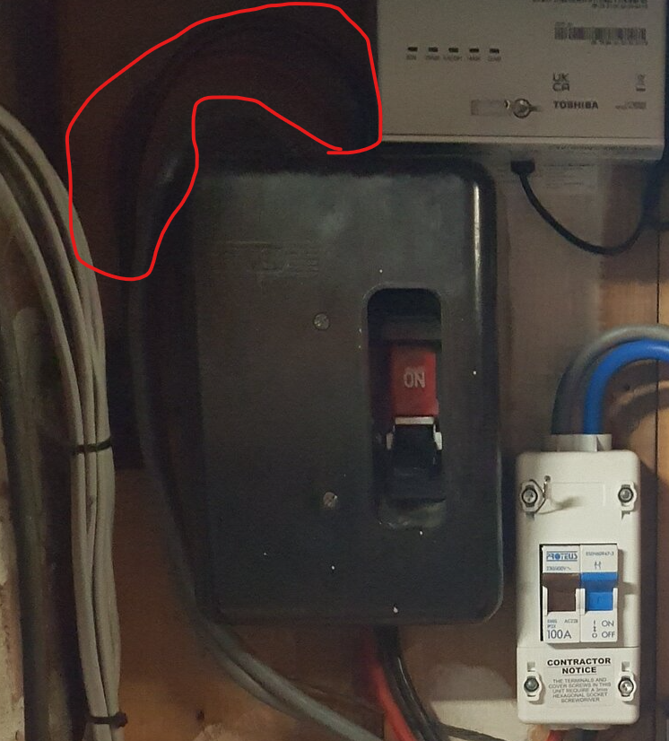 [ElectriciansForums.net] Have I got 2 x mains switches?