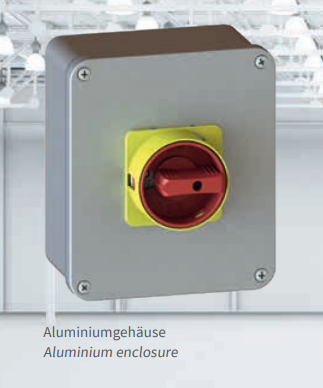 [ElectriciansForums.net] Outdoor 32 amp isolator with Aux contact block