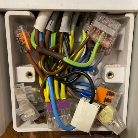 [ElectriciansForums.net] Dodgy trade pictures for your amusement! - 1 Million Views!