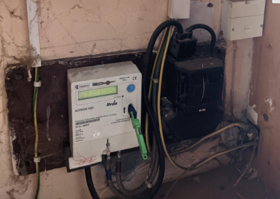 [ElectriciansForums.net] C2 issues? Consumer Unit &  Circuit forms a Figure of 8 Rather than a complete RFC?