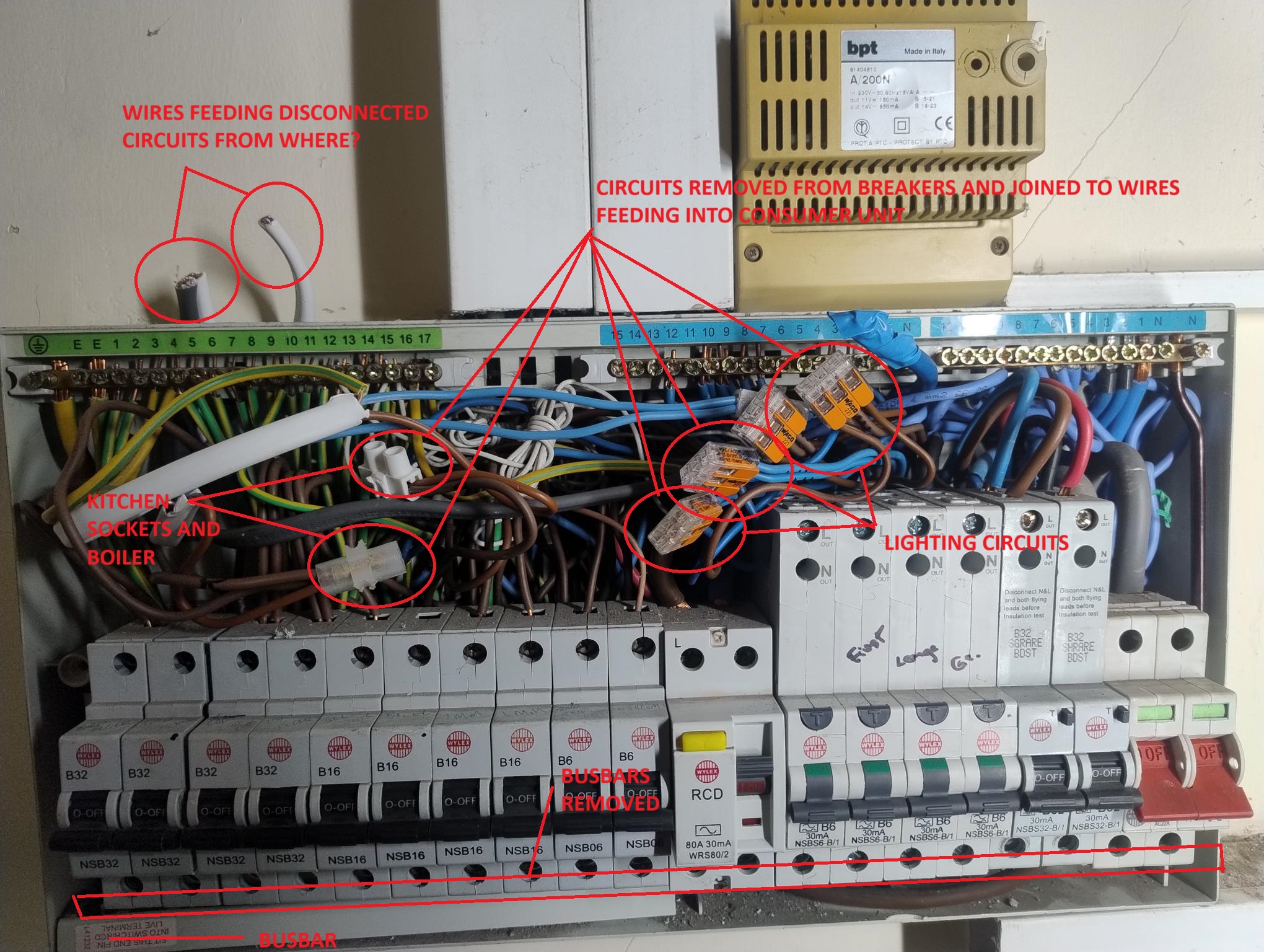 [ElectriciansForums.net] Dodgy trade pictures for your amusement! - 1 Million Views!