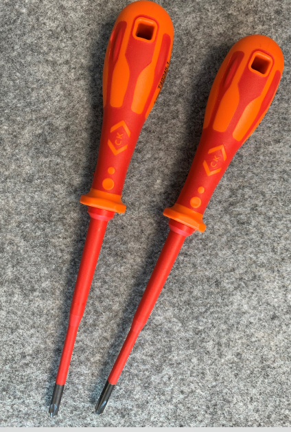 [ElectriciansForums.net] New screwdrivers