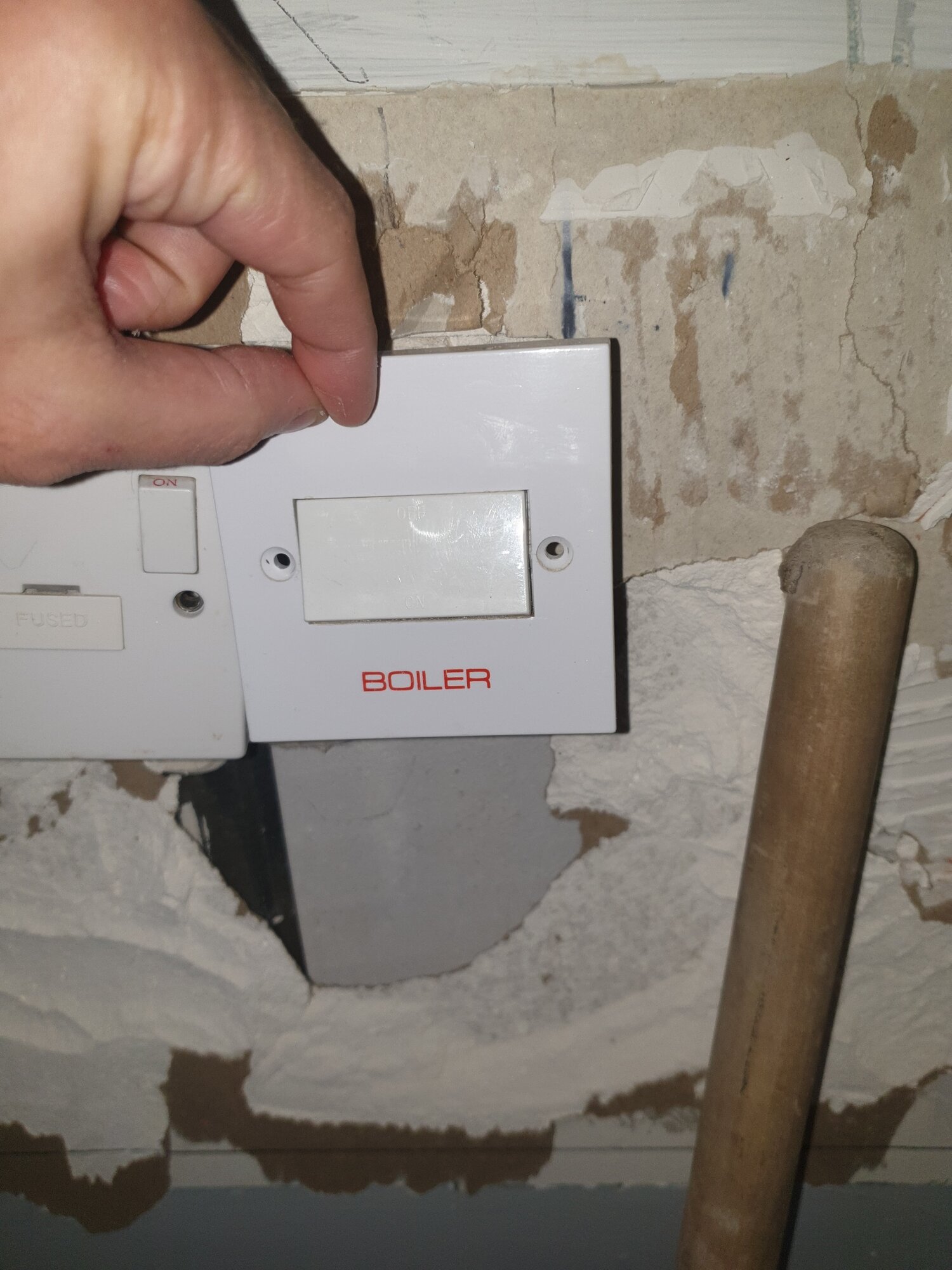 [ElectriciansForums.net] Boiler Switch