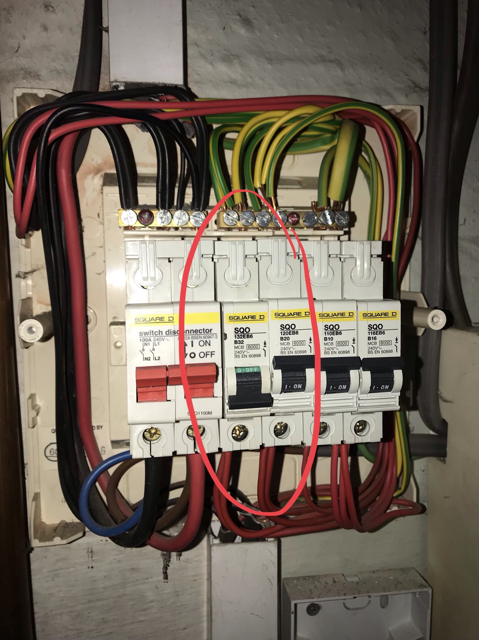 [ElectriciansForums.net] Living Room MCB breaker tripping