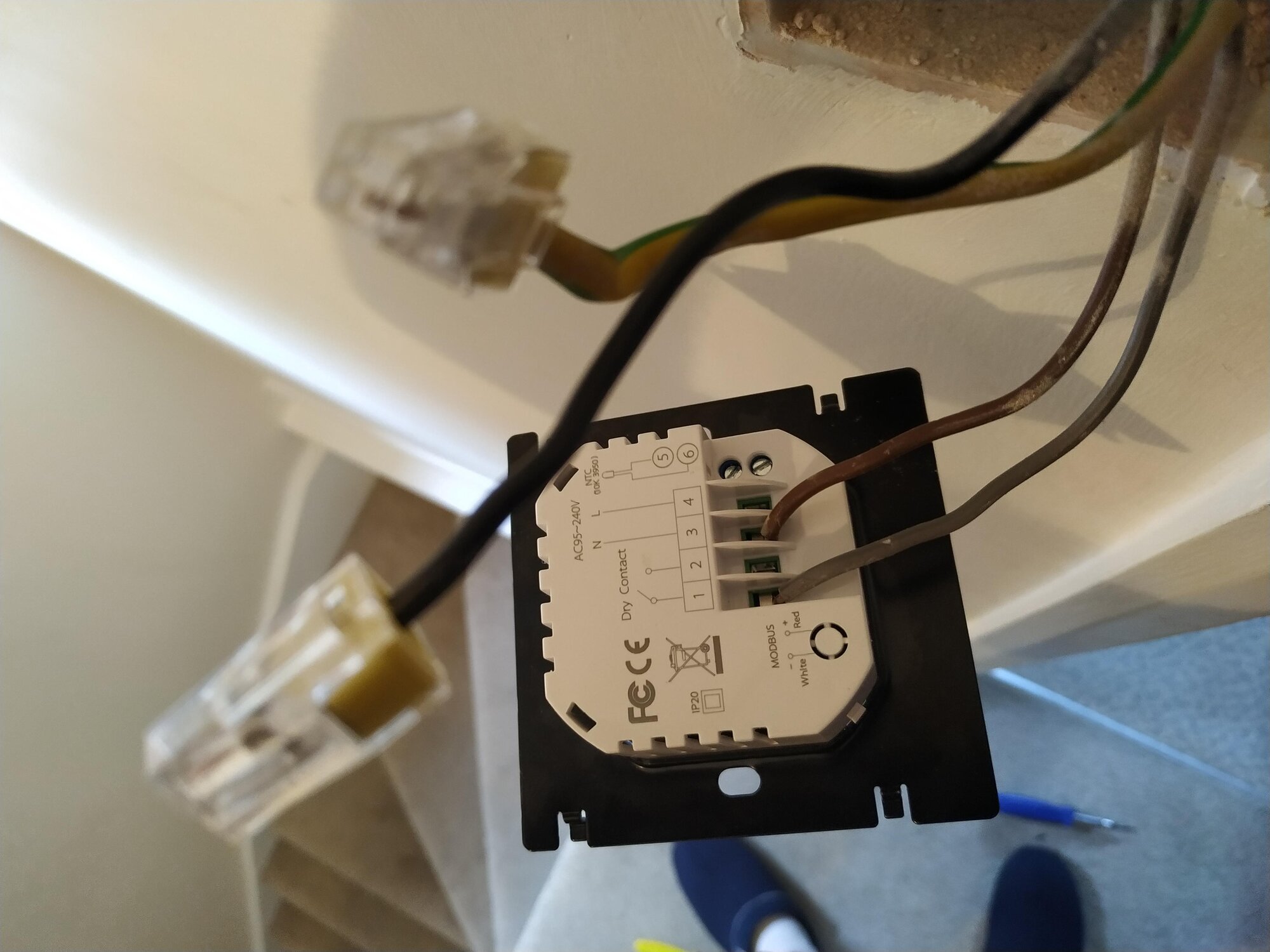 [ElectriciansForums.net] Wiring a new smart thermostat