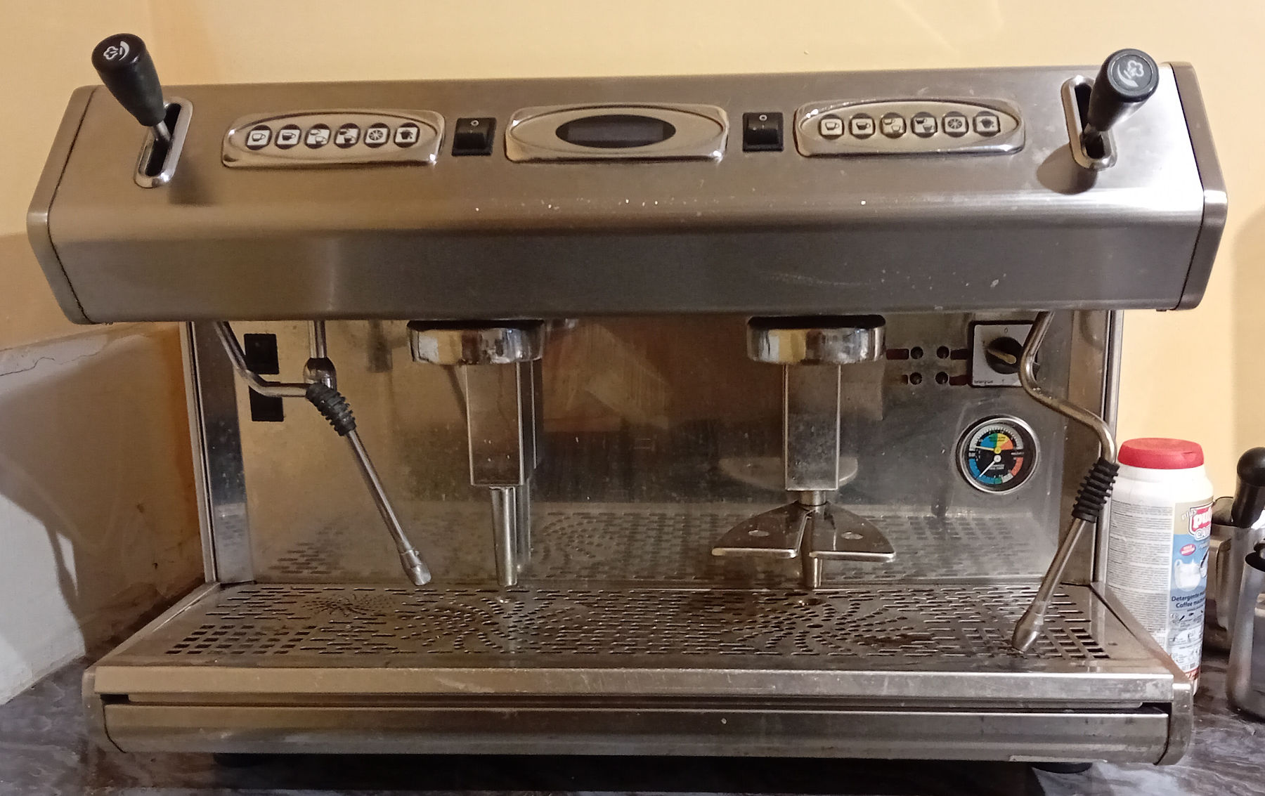 [ElectriciansForums.net] La Rocca coffee machine help