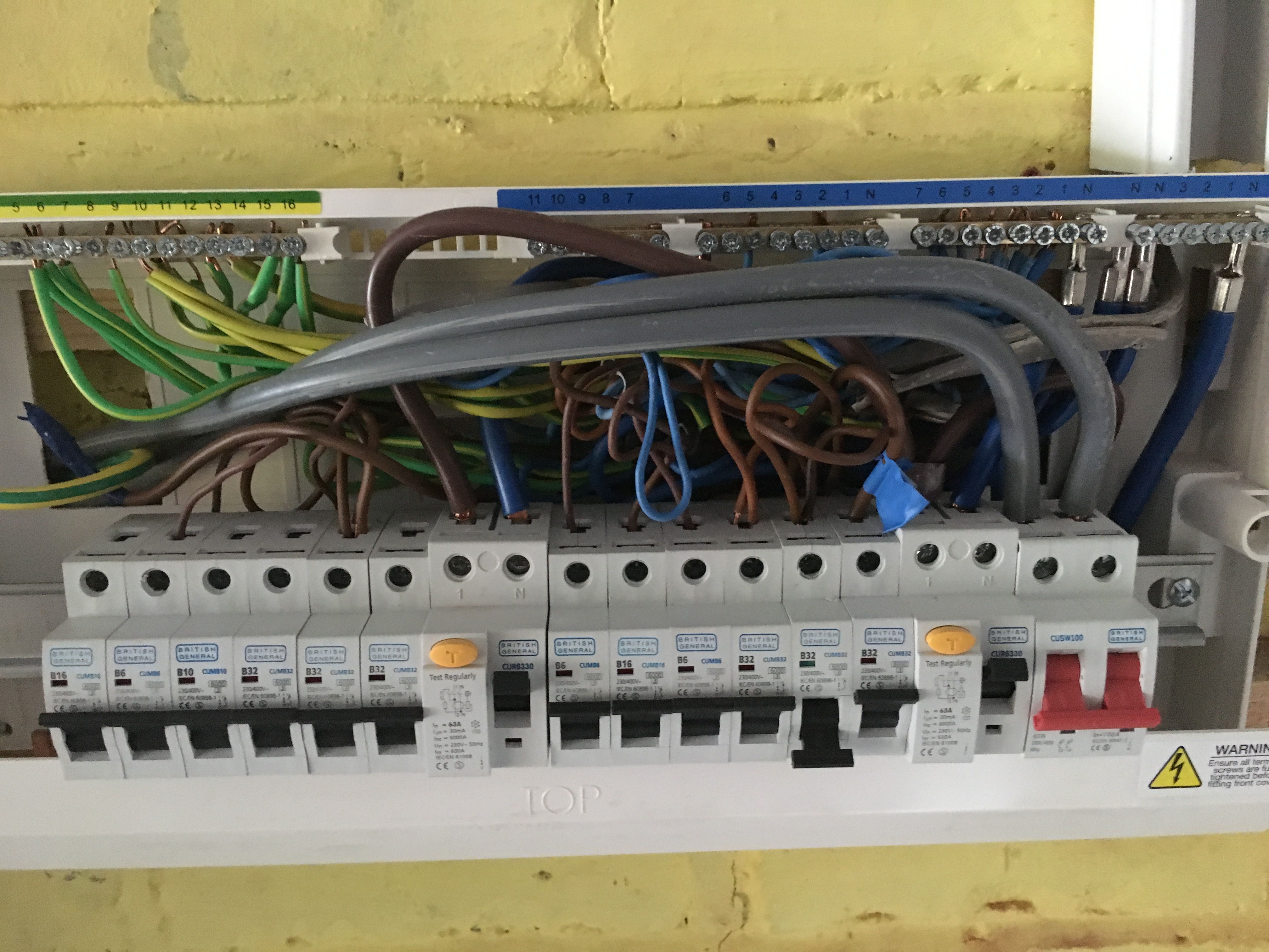 [ElectriciansForums.net] Fault on kitchen ring