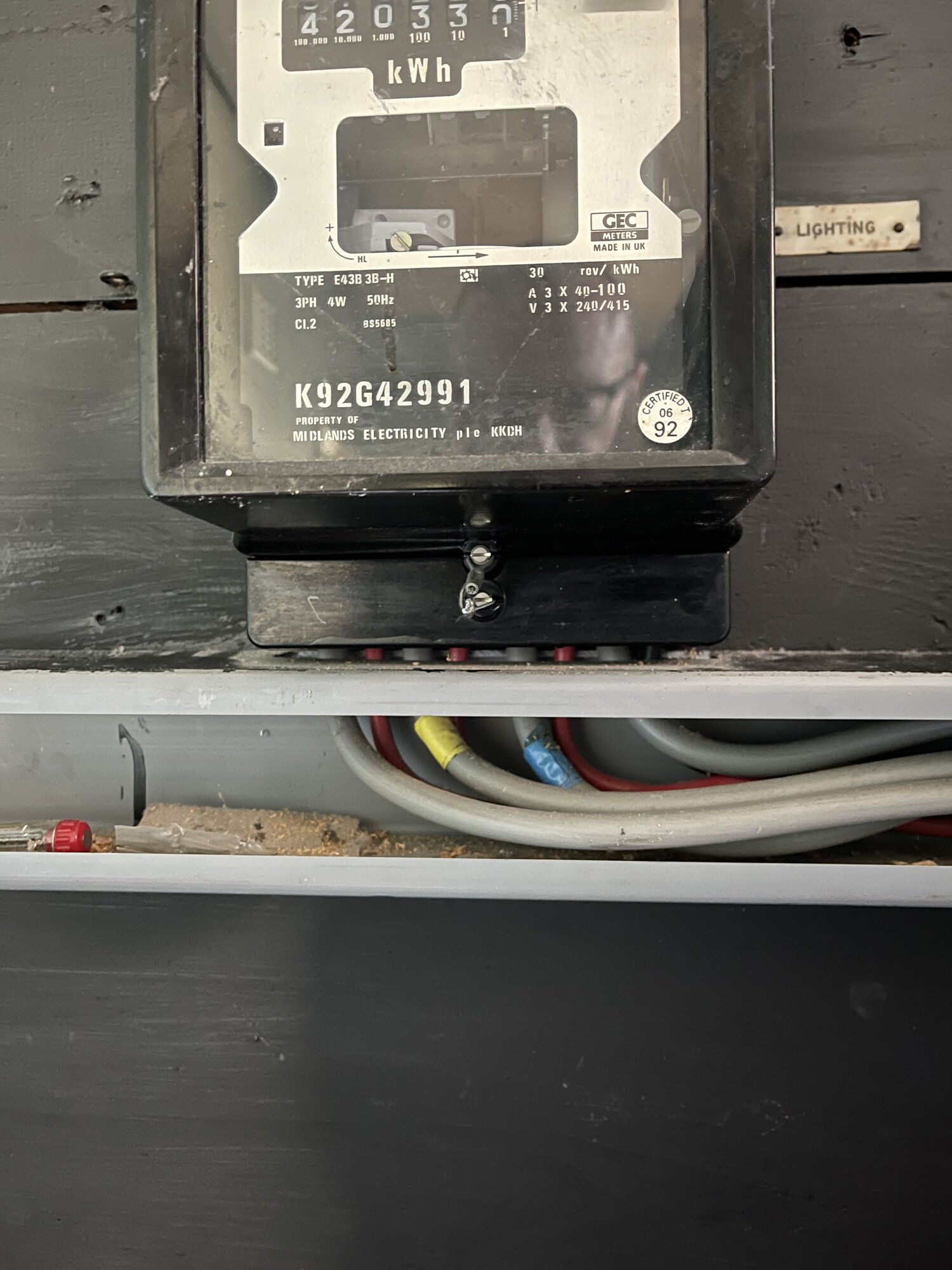 [ElectriciansForums.net] Dodgy trade pictures for your amusement! - 1 Million Views!