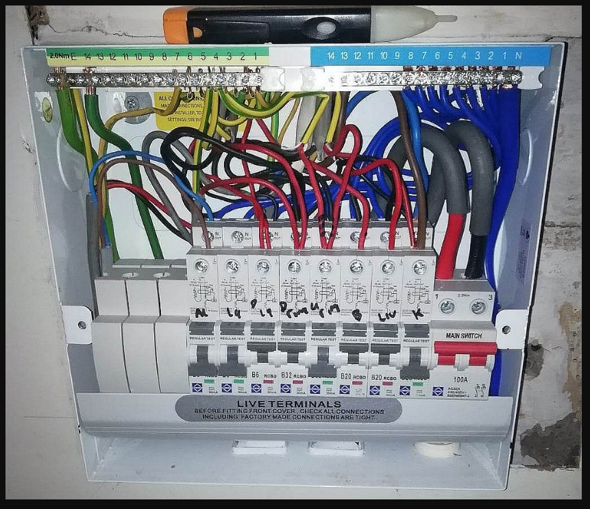 [ElectriciansForums.net] Does This Installation Look Correct?