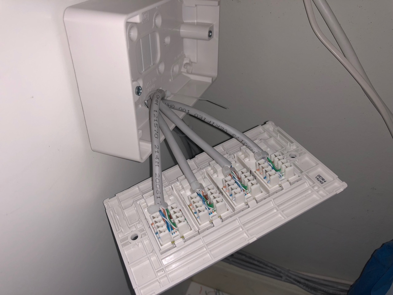 [ElectriciansForums.net] Which route would you take here for trunking at CU?