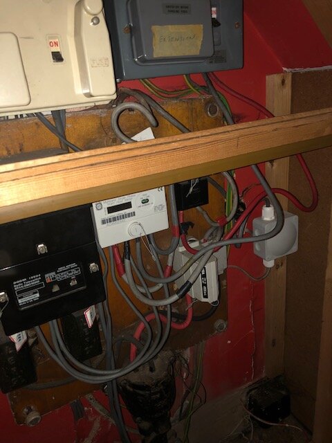 [ElectriciansForums.net] Dodgy trade pictures for your amusement! - 1 Million Views!