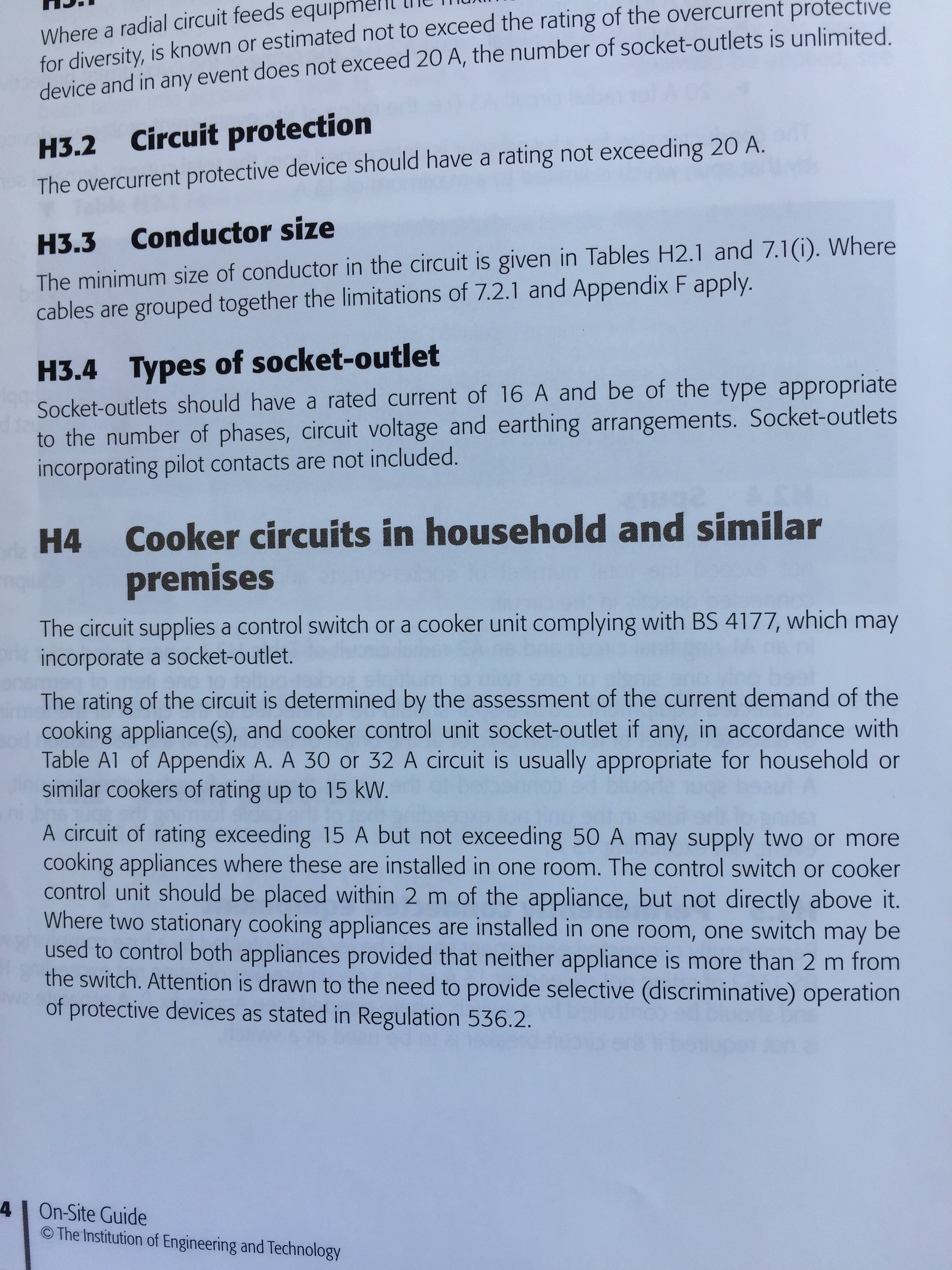 [ElectriciansForums.net] Double oven/hob- single circuit or double