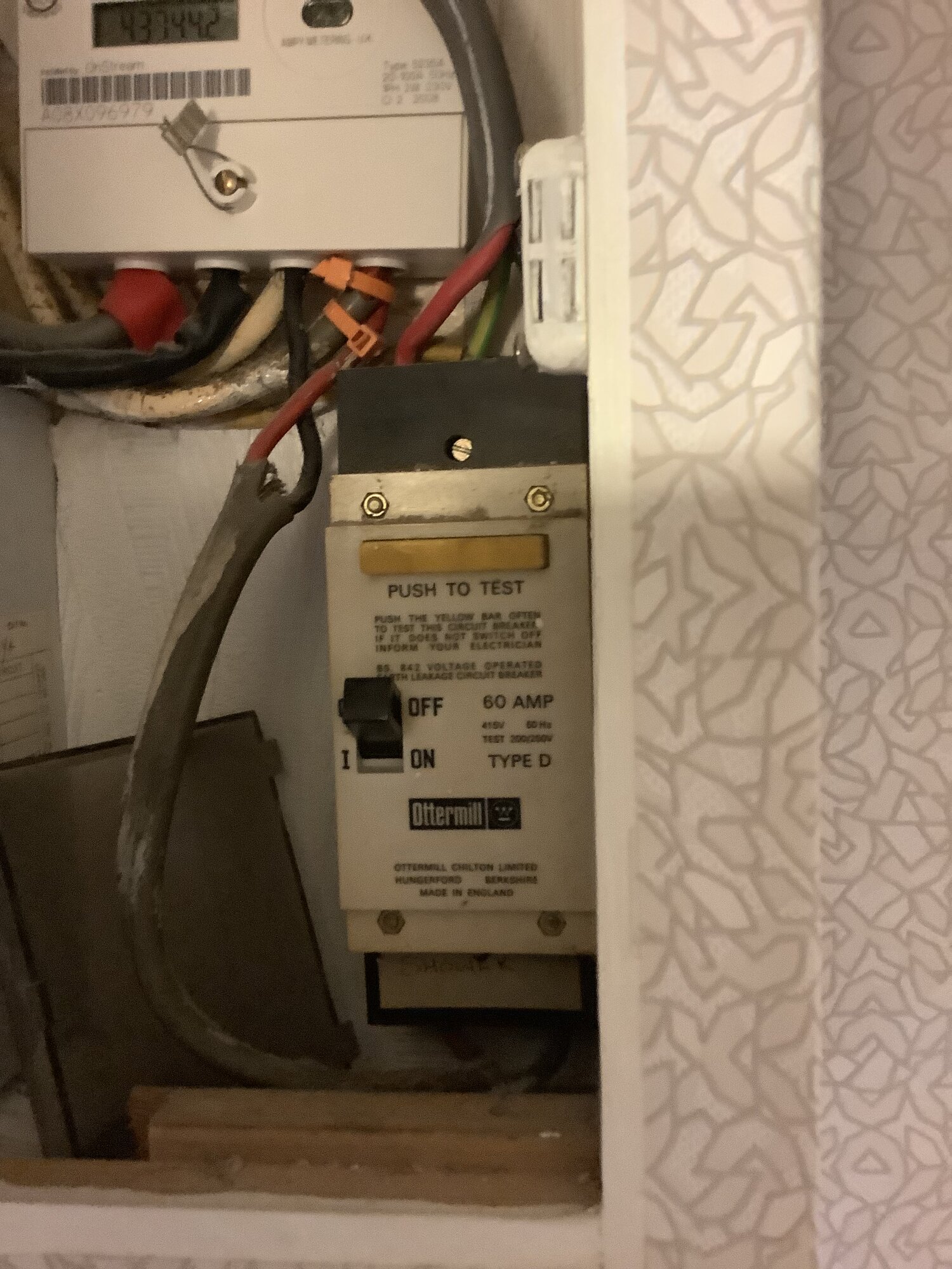 [ElectriciansForums.net] Electric shower Circuit breaker not working