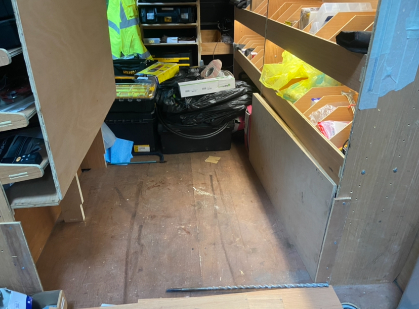 [ElectriciansForums.net] Building a false floor for the new van.