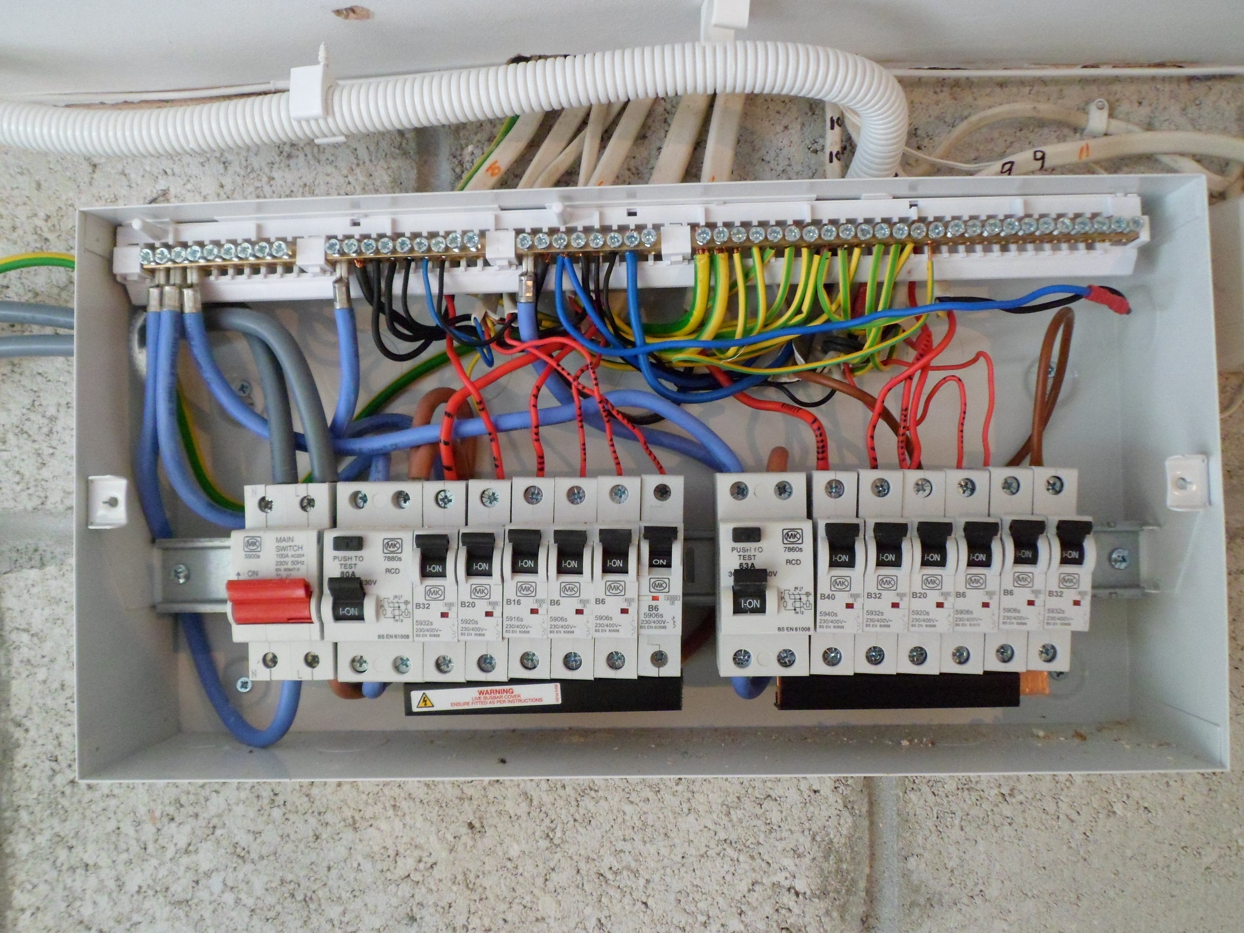 [ElectriciansForums.net] Before and after some 'unbodging'.