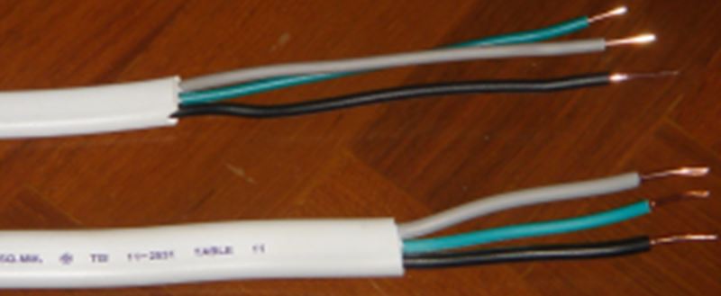 [ElectriciansForums.net] 2.5mm flat cable with a sleeved CPC