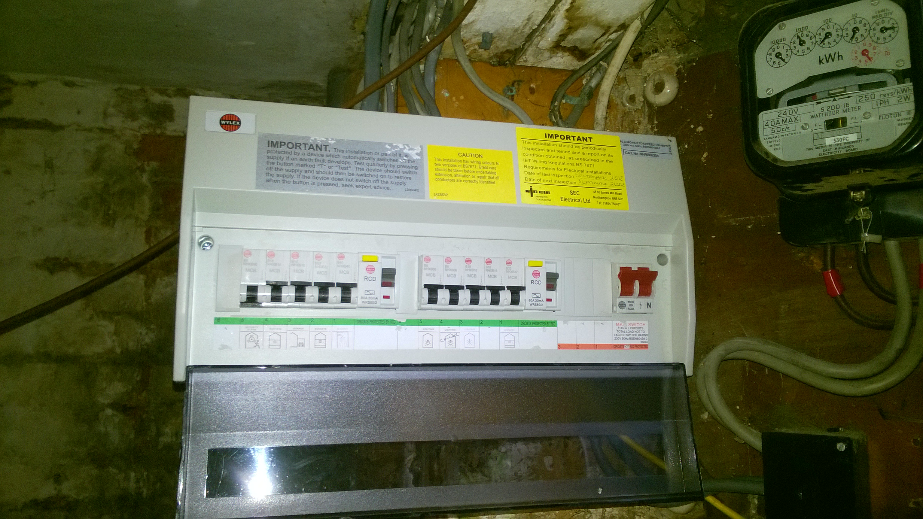 [ElectriciansForums.net] Stupid positioning of consumer units...