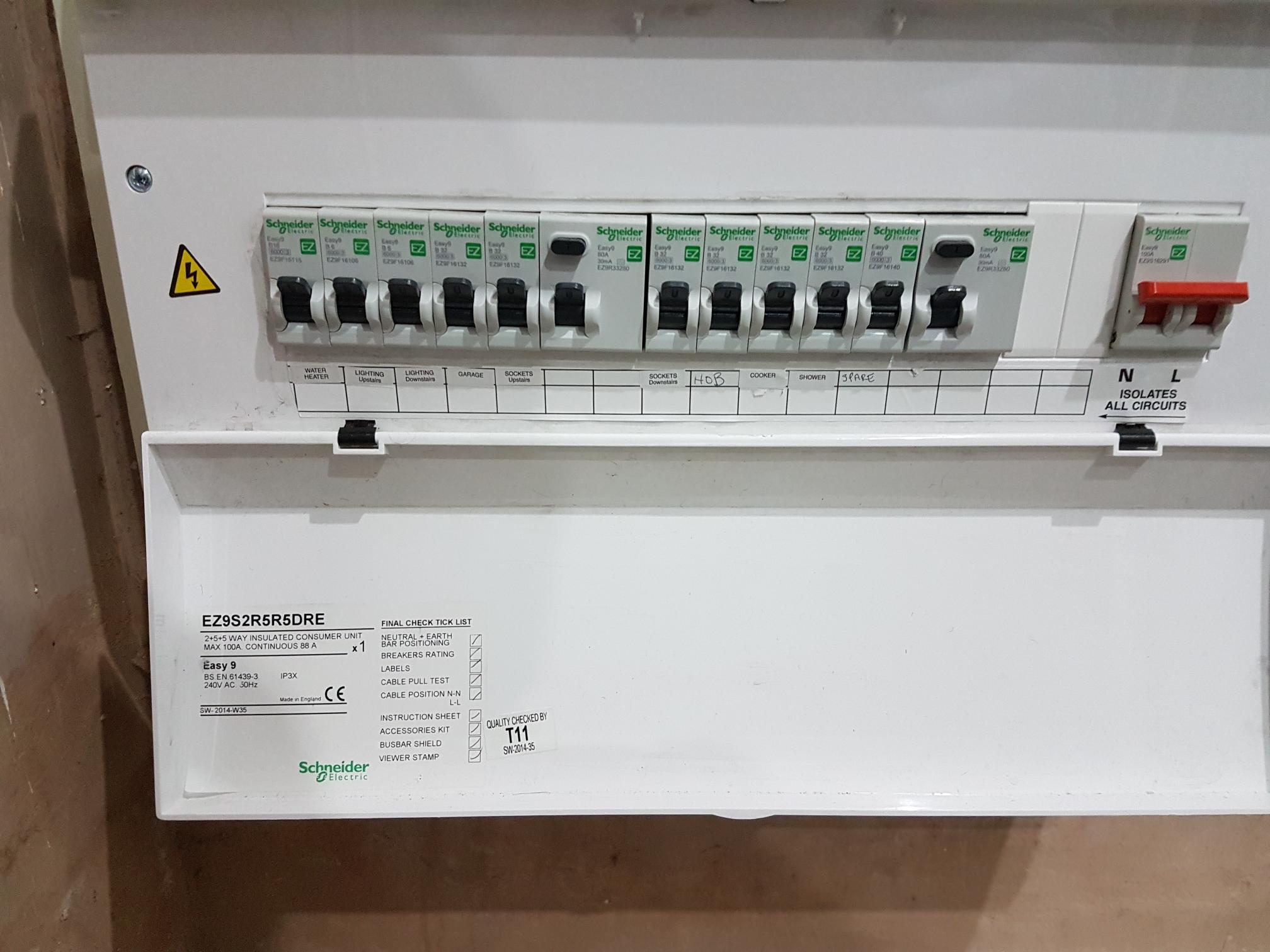 consumer unit.jpg