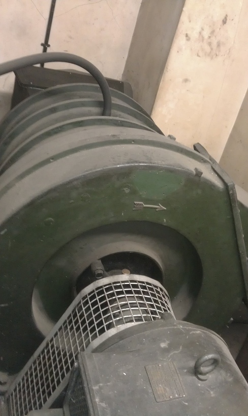 Discus blower.jpg