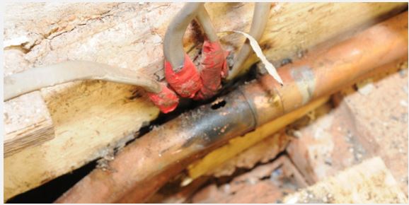 GAS PIPE DAMAGED BY BODGED REPAIR TO BURNT CABLE  - PICTURE Capture.JPG