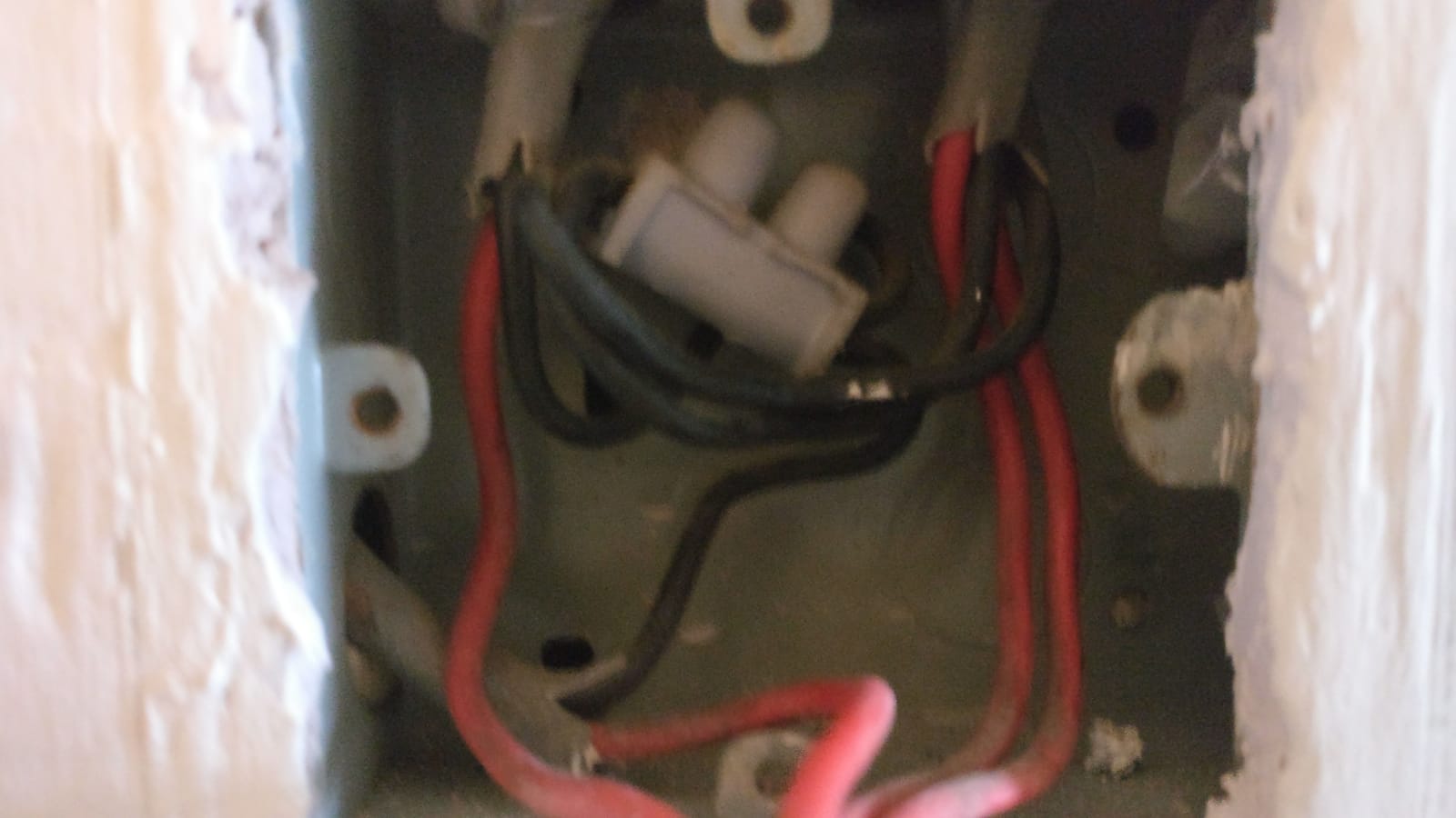 Kitchen switch wiring.jpeg