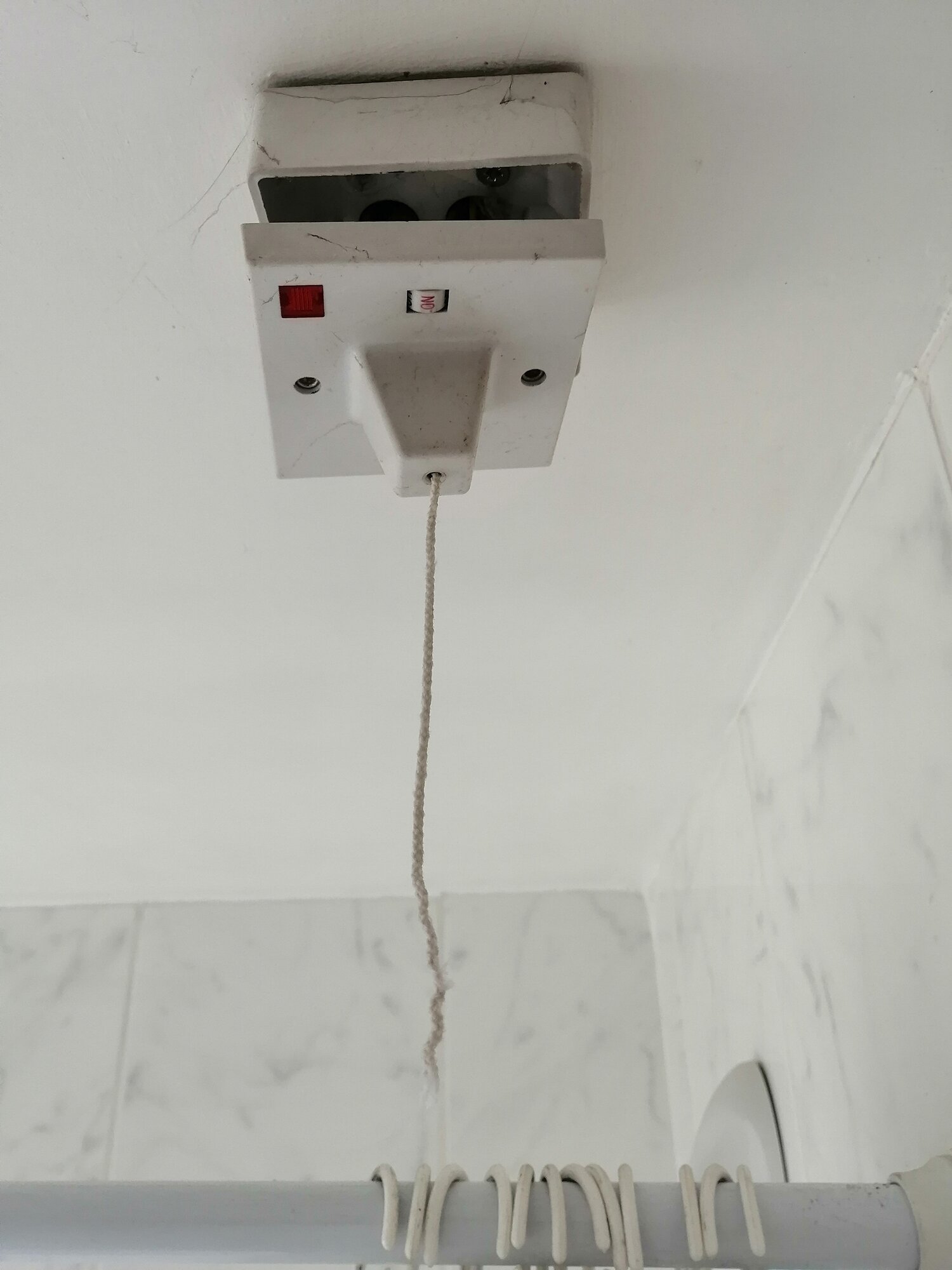 Shower switch.jpg