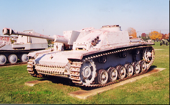 StuG_III_7_5cm-3.jpg