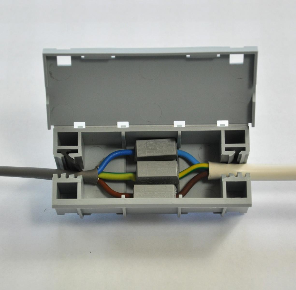 wagobox-light junction box.jpg